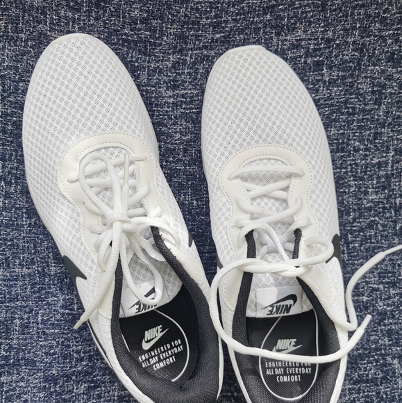 Nike Tanjun Men's - Picture 2 of 5